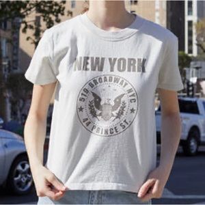 Brandy melville new york t-shirt